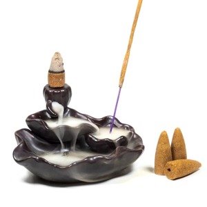 Phoenix Import Keramički stalak Lotos fontana za mirisne češere "Flowing smoke" crni