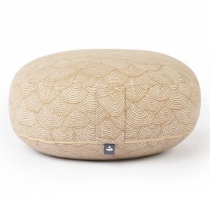 Bodhi Yoga Bodhi BIG RONDO jastuk za meditaciju Classic LAHARI 38,5 x 18,5 cm punjenje od pira Boja: zlatna