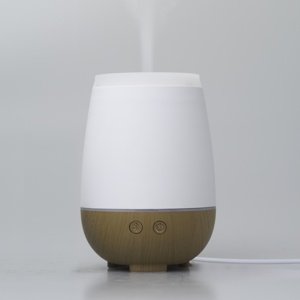 Innobiz Musilia aroma difuzor s Bluetooth zvučnikom 70 ml